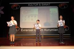 Evrensel Kolej